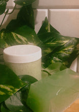 Load image into Gallery viewer, Green Luxury Scrub 8oz