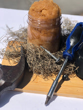 Load image into Gallery viewer, The Everyday Man Body Scrub 8oz