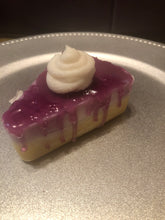 Load image into Gallery viewer, Impulsada cheesecake wax melt
